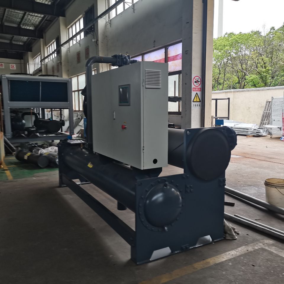 螺桿式冷水機(jī)壓力過高的危害及壓力過高的原因及解決方法